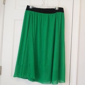 Lularoe M Lola kelly green